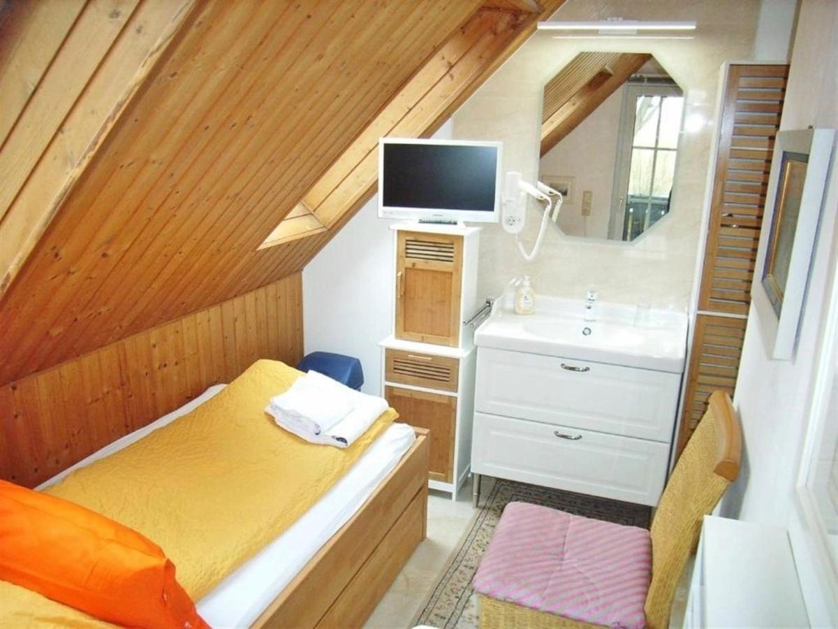 באד דובראן Ostsee Hotel-Pension An Der Lindenallee מראה חיצוני תמונה